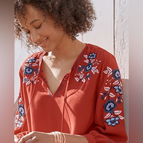 Garnet Hill Embroidered-Yoke Bishop-Sleeve Blouse, Size XS - Picture 3 of 10